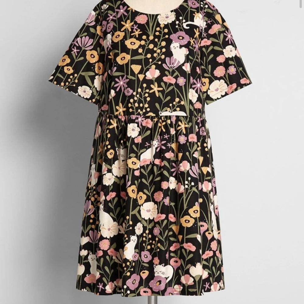 ModCloth x Princess Highway Midnight Garden Party Babydoll Dress 🐈